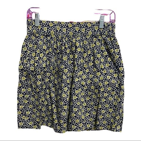 LOFT Dresses & Skirts - LOFT outlet Casual skirt! 👗